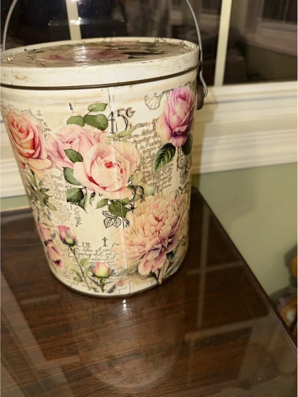Vintage inspired decorative Pink Roses Tin Canister/Lid, shabby chic,cottagecore